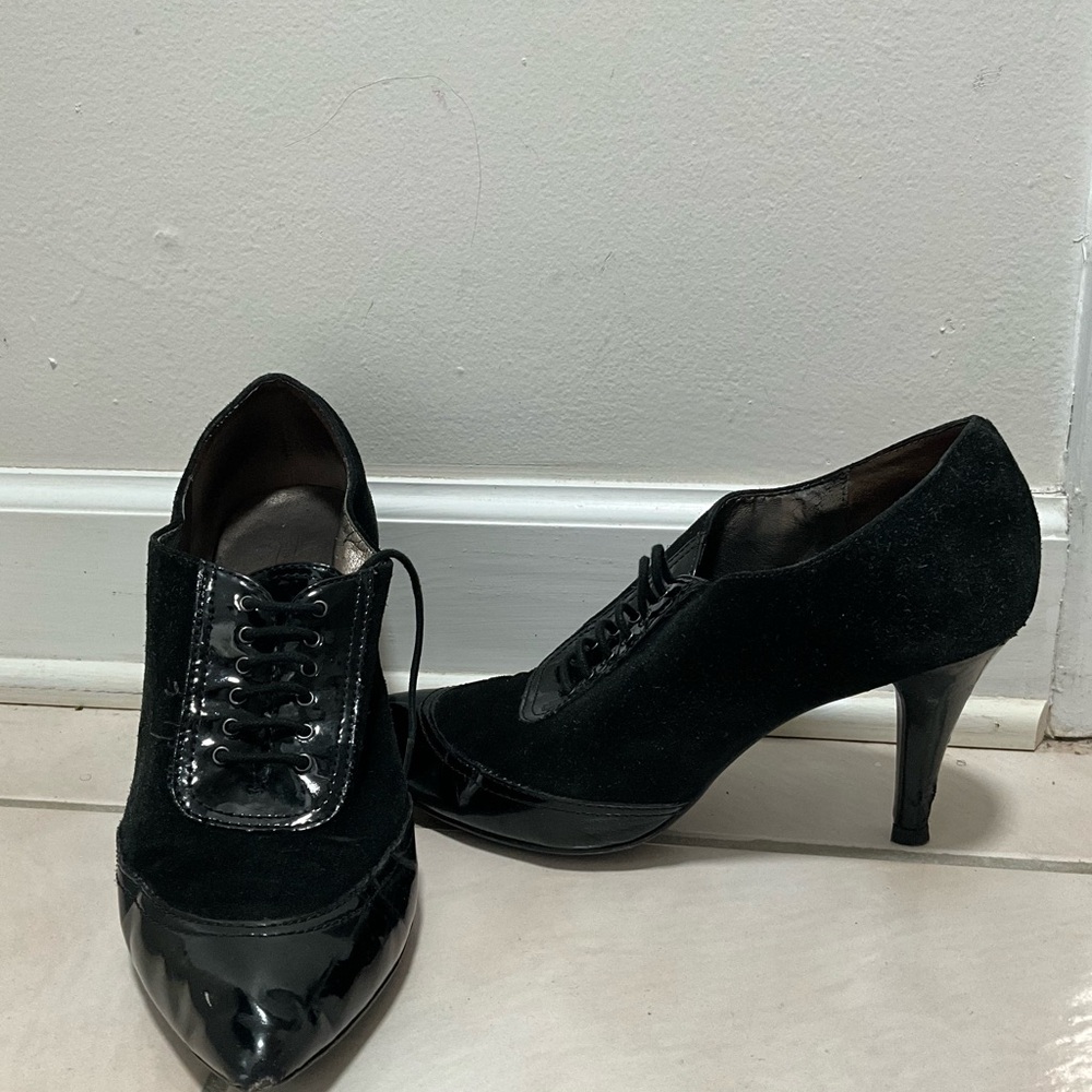 Joan & David Black Suede Heels Size 11